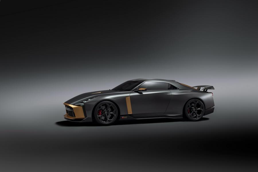  Nissan GT-R50 Concept 2018 года  (фото 21 из 39)